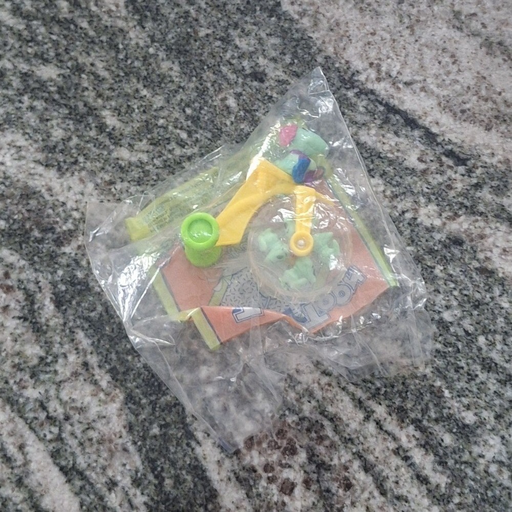 McDonald's Tiny Toon Adventures Gogo Dodo Happy Meal Toy Sealed 90s Vintage 1992 - Picture 4 of 4